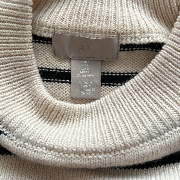 H&M Beige Black Striped Sweater S - Picture 6 of 7